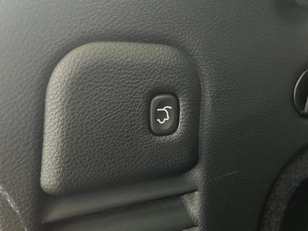 used 2018 Jeep Grand Cherokee car, priced at $17,000