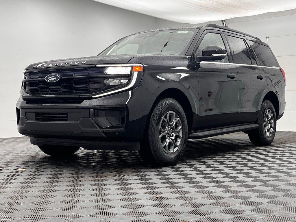 new 2026 Ford Expedition car, priced at $72,700
