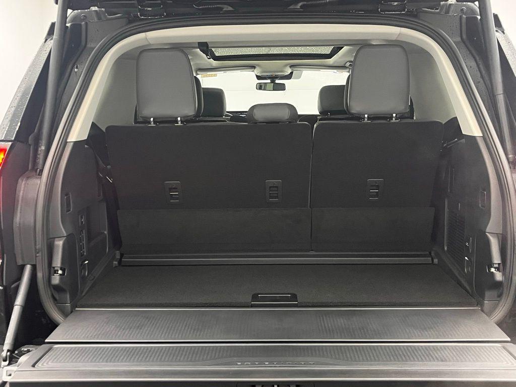 new 2026 Ford Expedition car, priced at $72,700