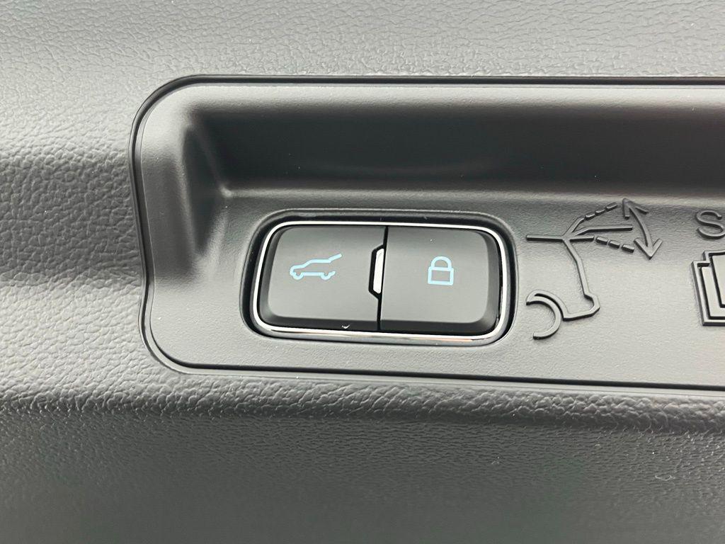 new 2026 Ford Explorer car, priced at $44,882