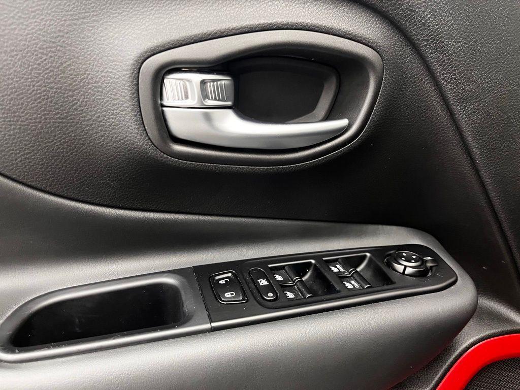 used 2022 Jeep Renegade car, priced at $21,554