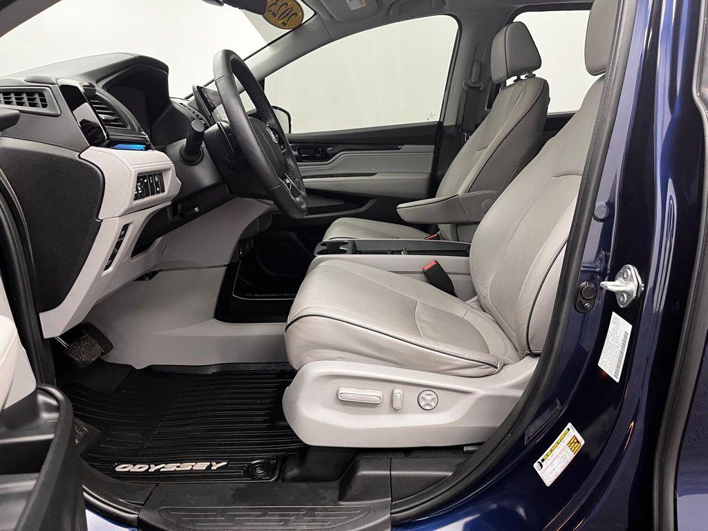 used 2023 Honda Odyssey car, priced at $40,378