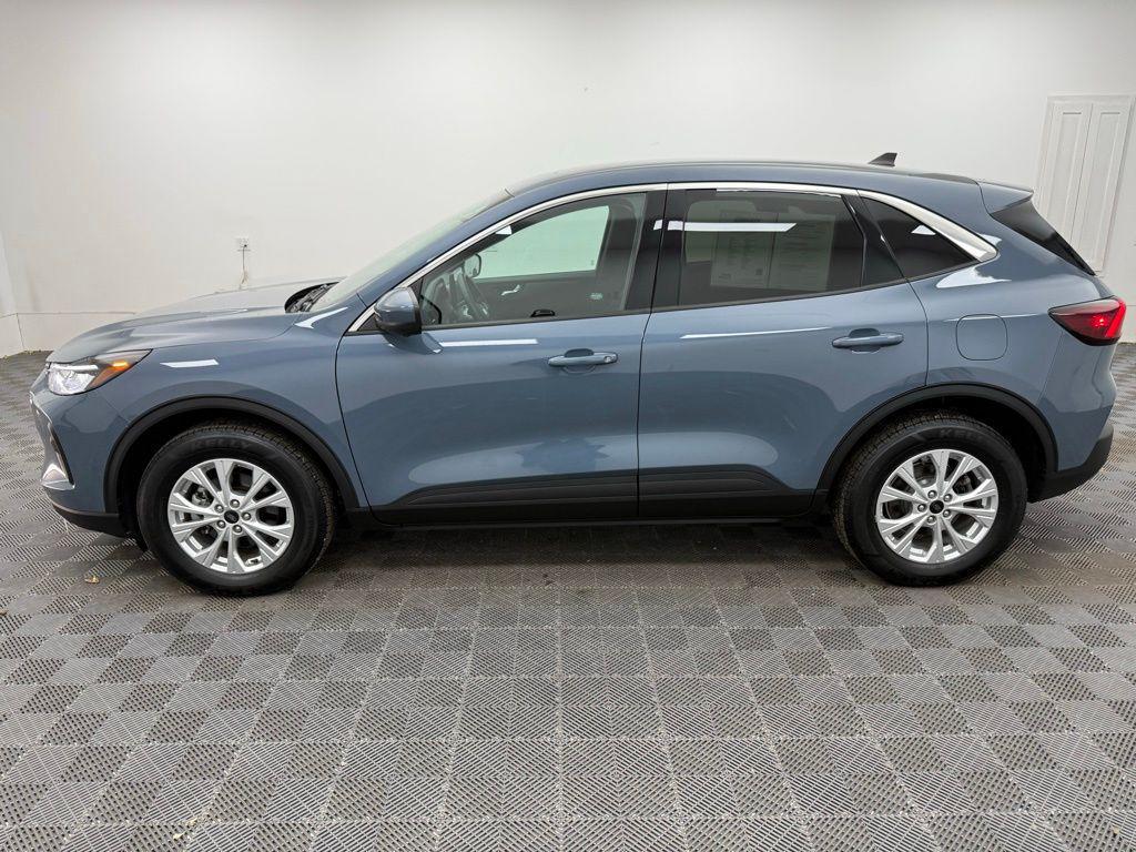 used 2023 Ford Escape car, priced at $21,677