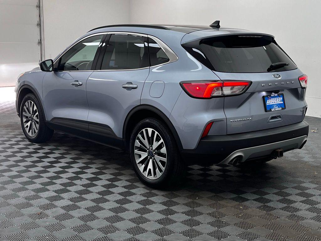 used 2022 Ford Escape car, priced at $23,550