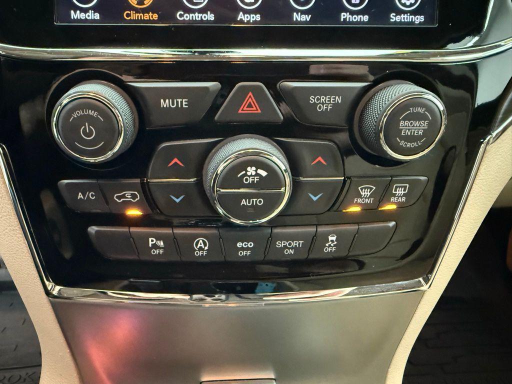 used 2020 Jeep Grand Cherokee car, priced at $18,499