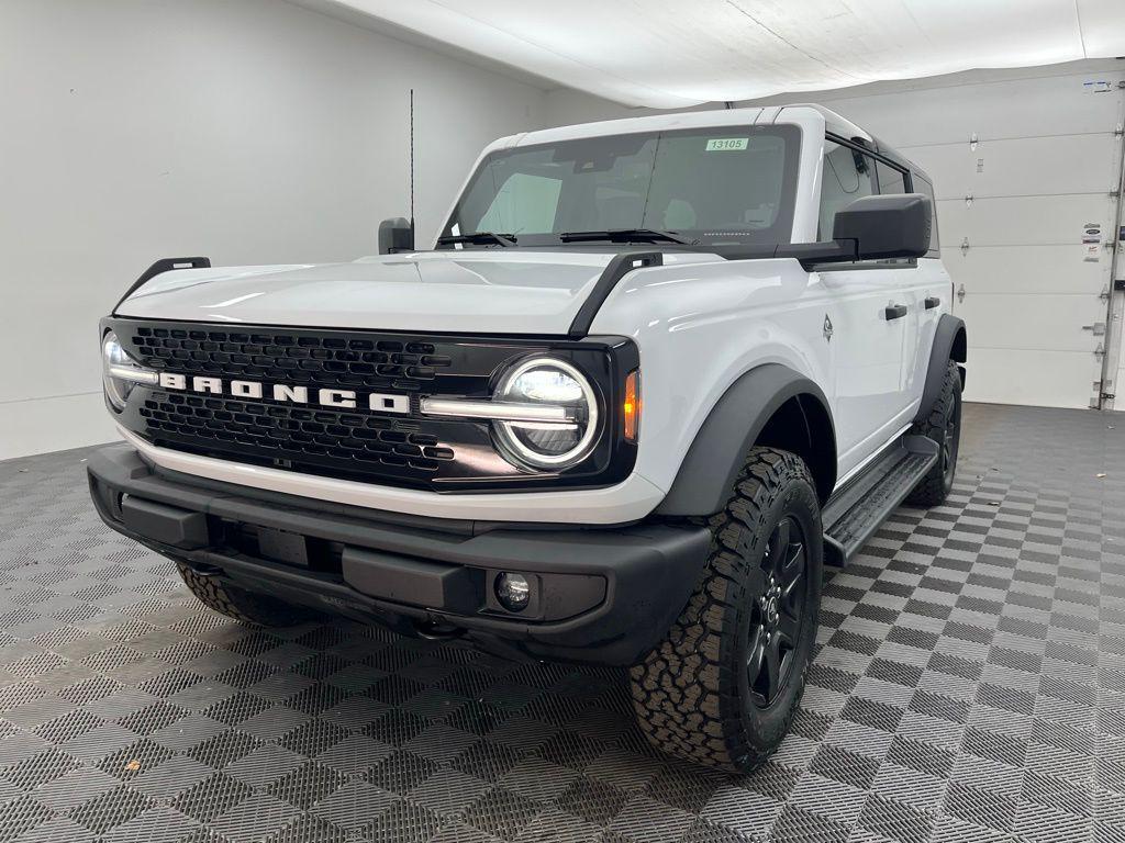 new 2025 Ford Bronco car, priced at $52,276