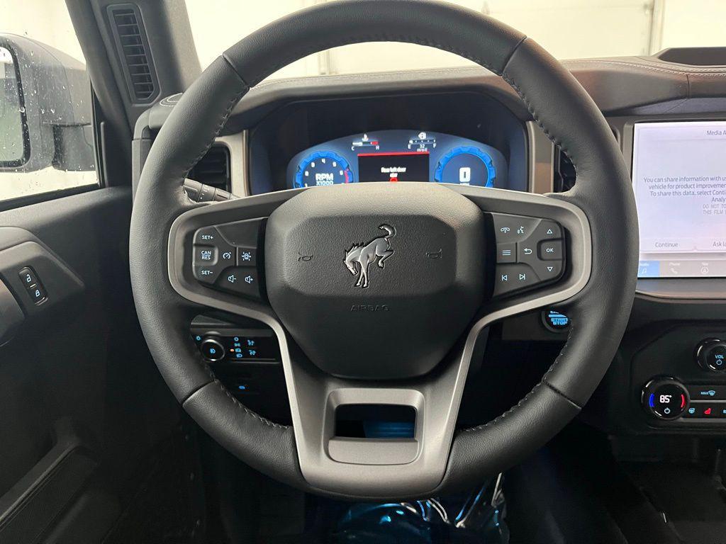 new 2025 Ford Bronco car, priced at $52,276