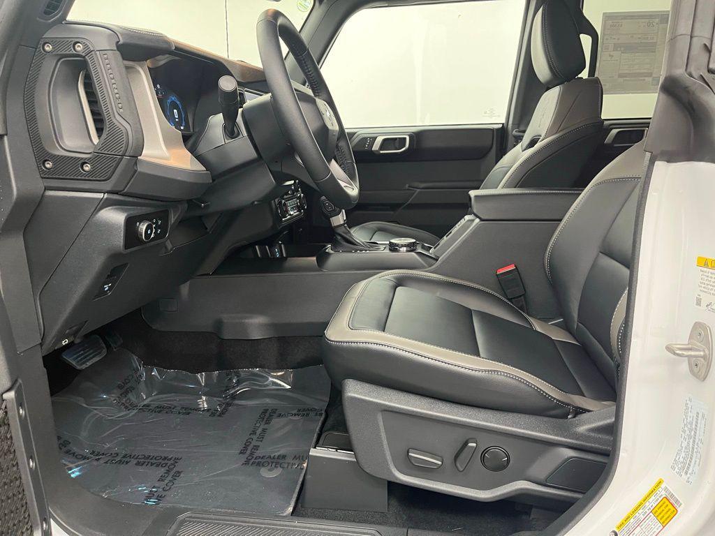 new 2025 Ford Bronco car, priced at $52,276