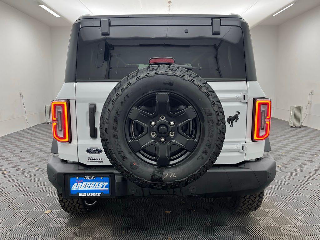 new 2025 Ford Bronco car, priced at $52,276