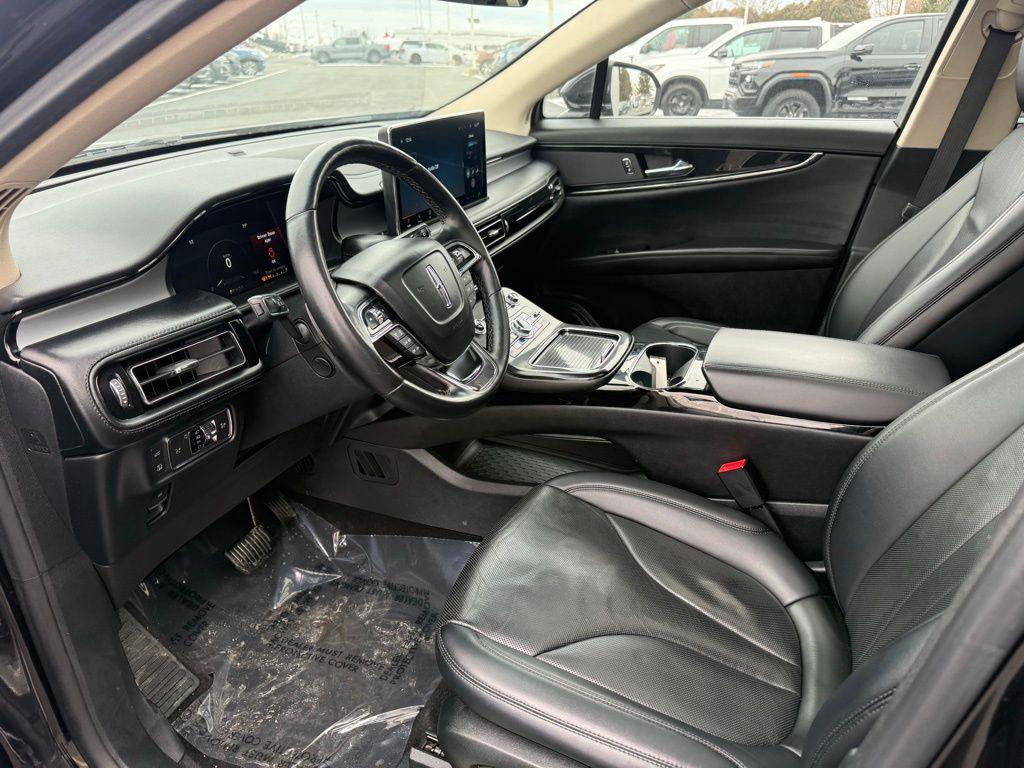 used 2022 Lincoln Nautilus car, priced at $33,278