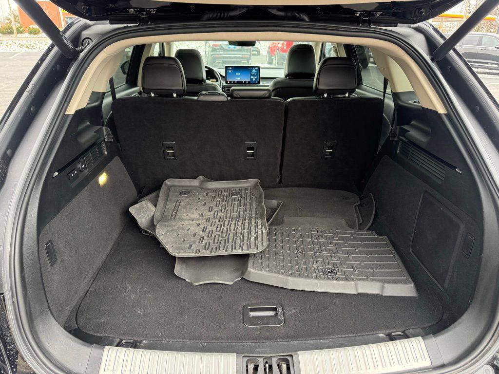 used 2022 Lincoln Nautilus car, priced at $33,278