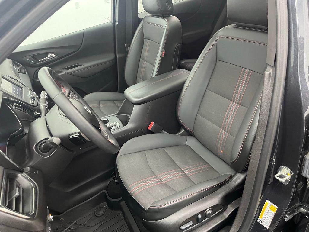 used 2023 Chevrolet Equinox car, priced at $24,637