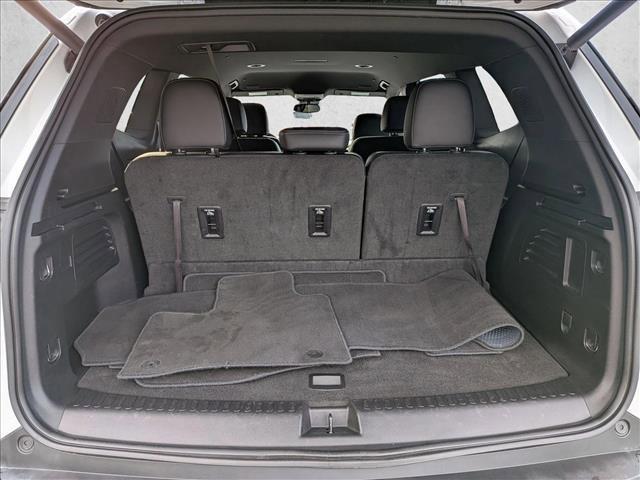 used 2025 Buick Enclave car, priced at $35,422