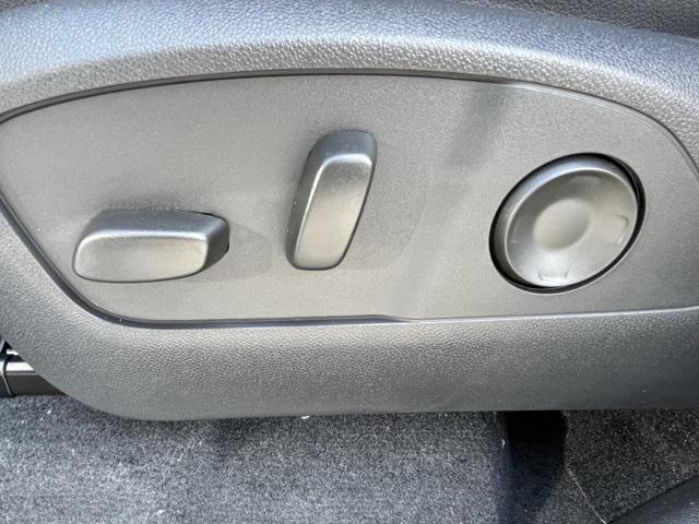 new 2026 Chevrolet Traverse car, priced at $58,915