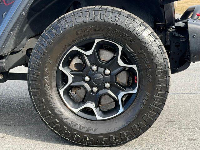 used 2020 Jeep Wrangler Unlimited car, priced at $26,326