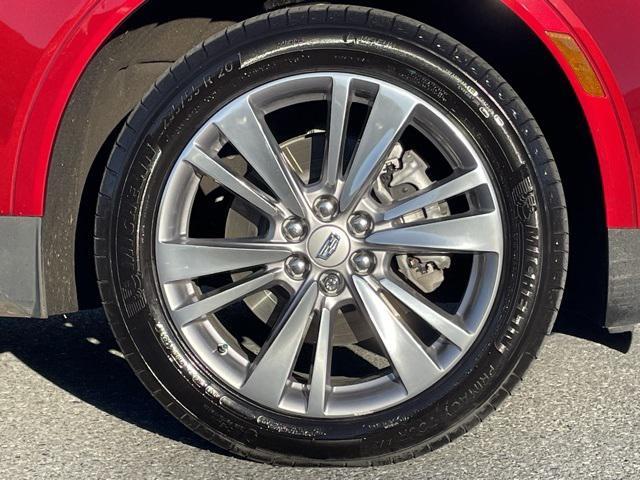 used 2024 Cadillac XT5 car, priced at $38,545