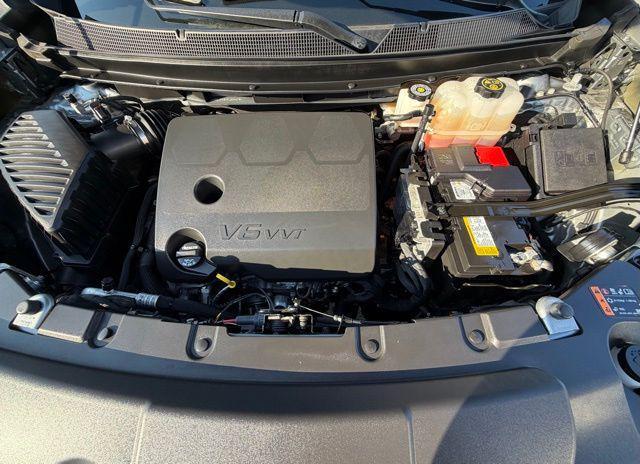 used 2023 Chevrolet Traverse car, priced at $25,000