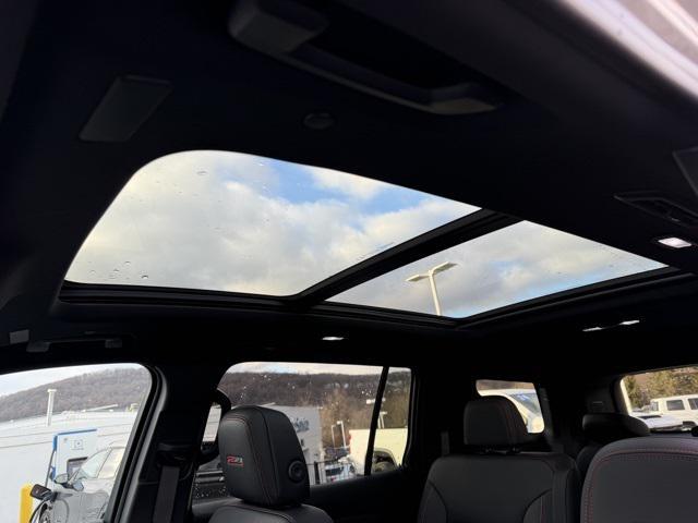 new 2026 Chevrolet Traverse car, priced at $56,825