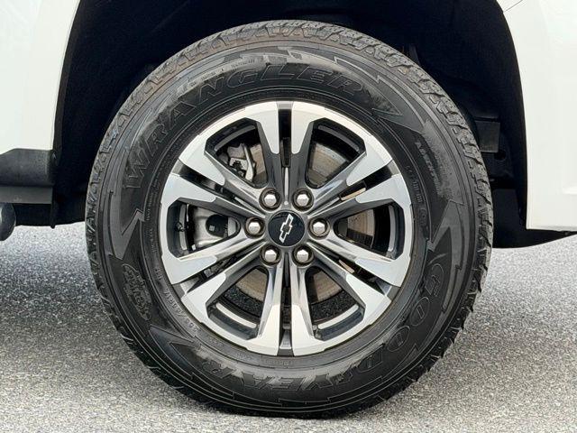 used 2022 Chevrolet Colorado car, priced at $30,999
