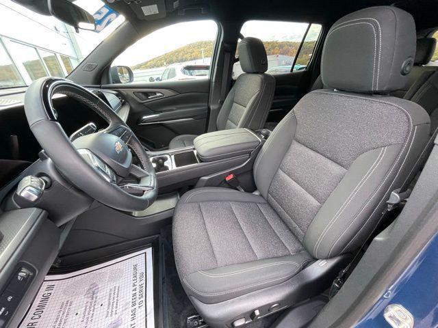 new 2025 Chevrolet Traverse car, priced at $41,780