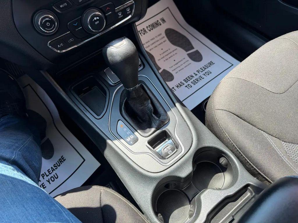 used 2019 Jeep Cherokee car, priced at $13,999