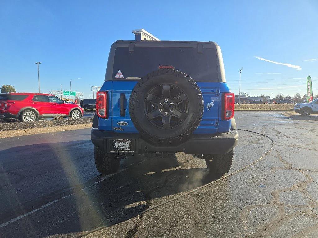 new 2025 Ford Bronco car, priced at $53,687