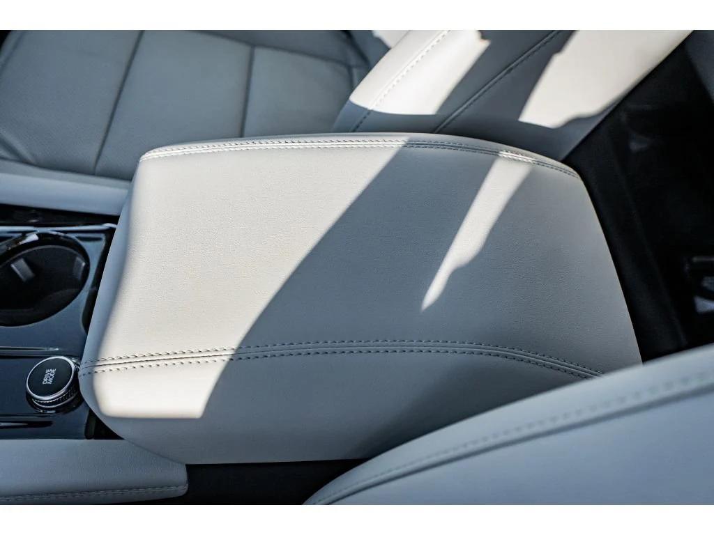 new 2025 Ford Explorer car, priced at $58,144