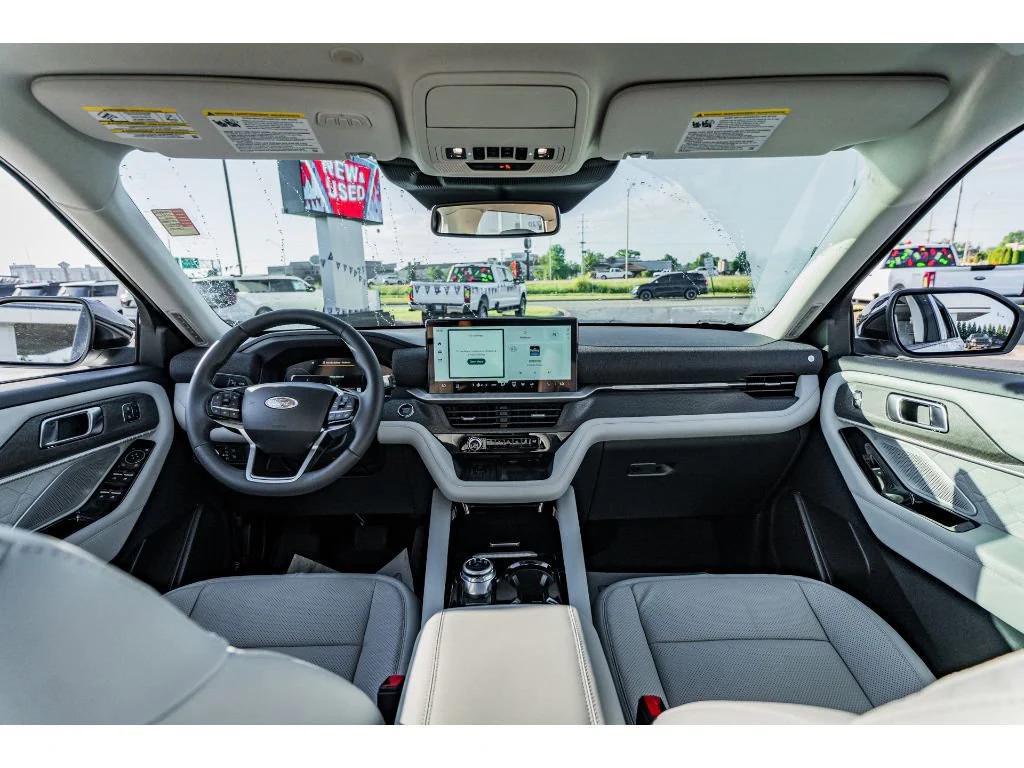 new 2025 Ford Explorer car, priced at $58,144