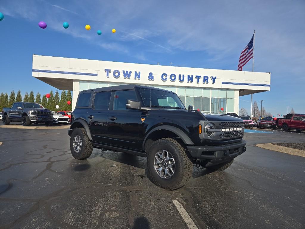 new 2025 Ford Bronco car, priced at $58,262