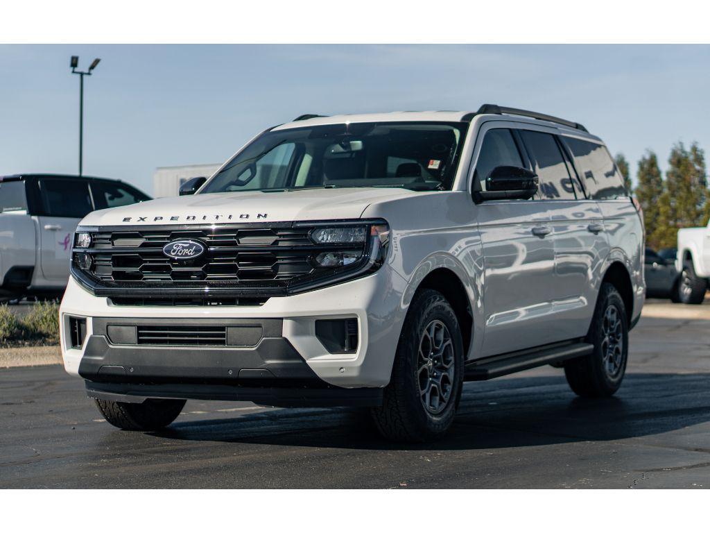new 2025 Ford Expedition car, priced at $66,045