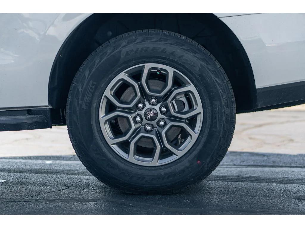 new 2025 Ford Expedition car, priced at $67,045