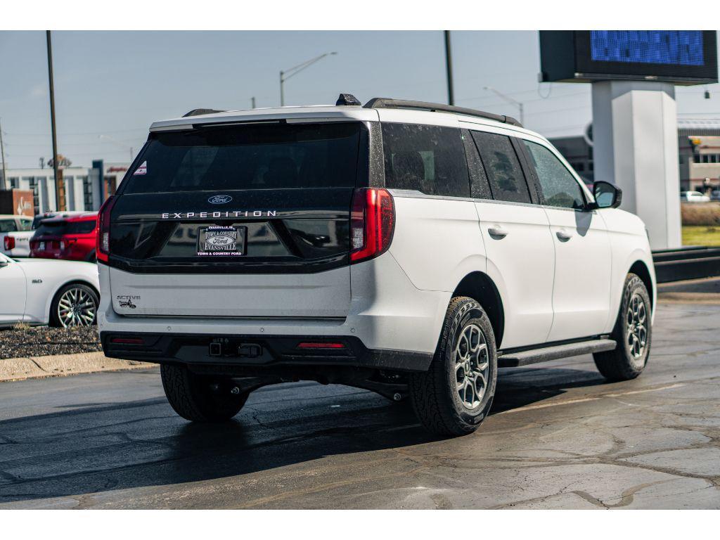 new 2025 Ford Expedition car, priced at $66,045