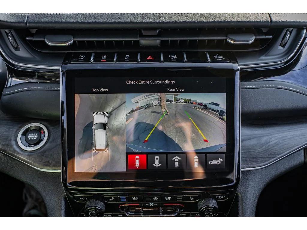 used 2023 Jeep Grand Cherokee car, priced at $39,390