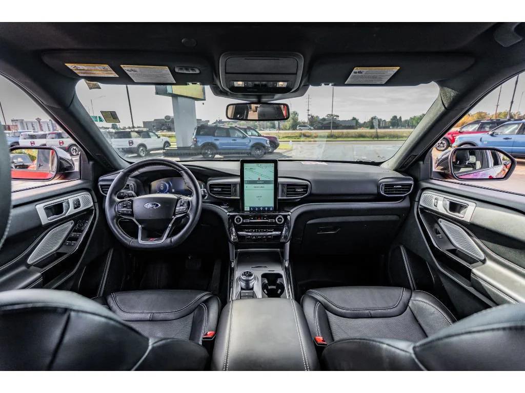 used 2022 Ford Explorer car, priced at $39,990