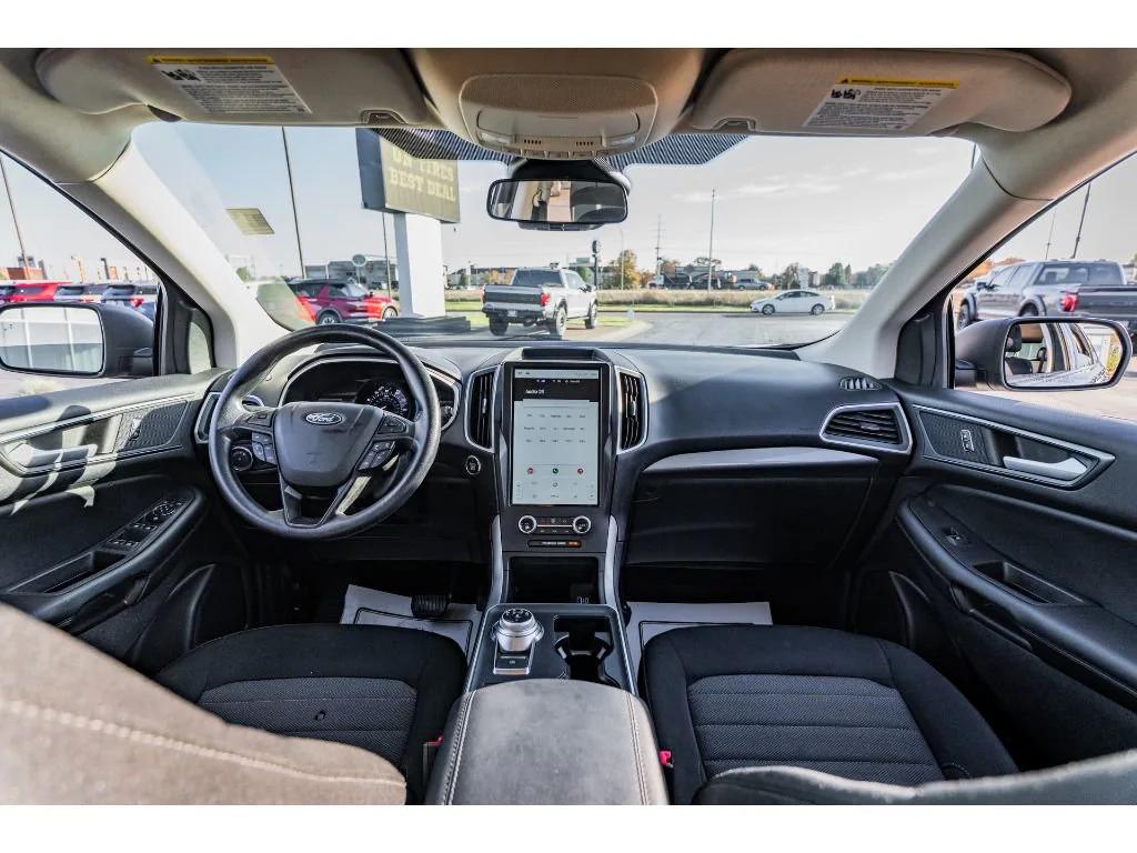 used 2021 Ford Edge car