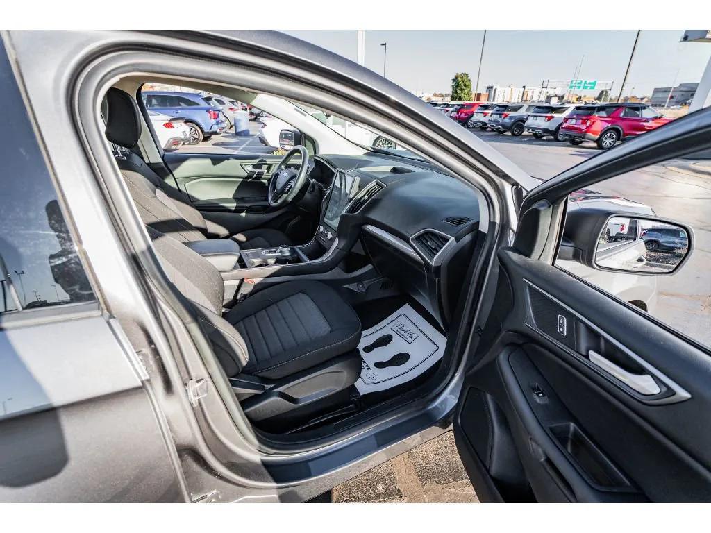 used 2021 Ford Edge car