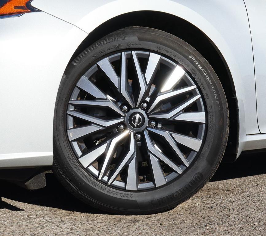 used 2023 Nissan Altima car, priced at $18,995