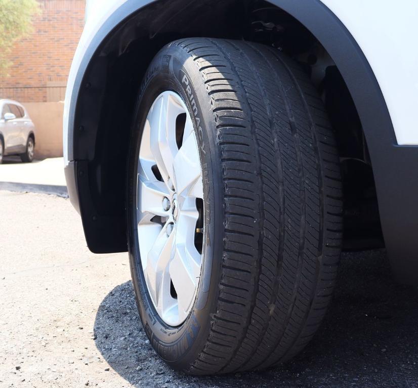 used 2021 Volvo XC40 car