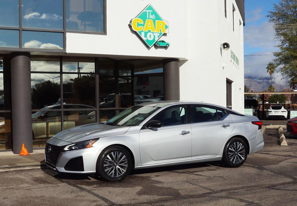 used 2024 Nissan Altima car