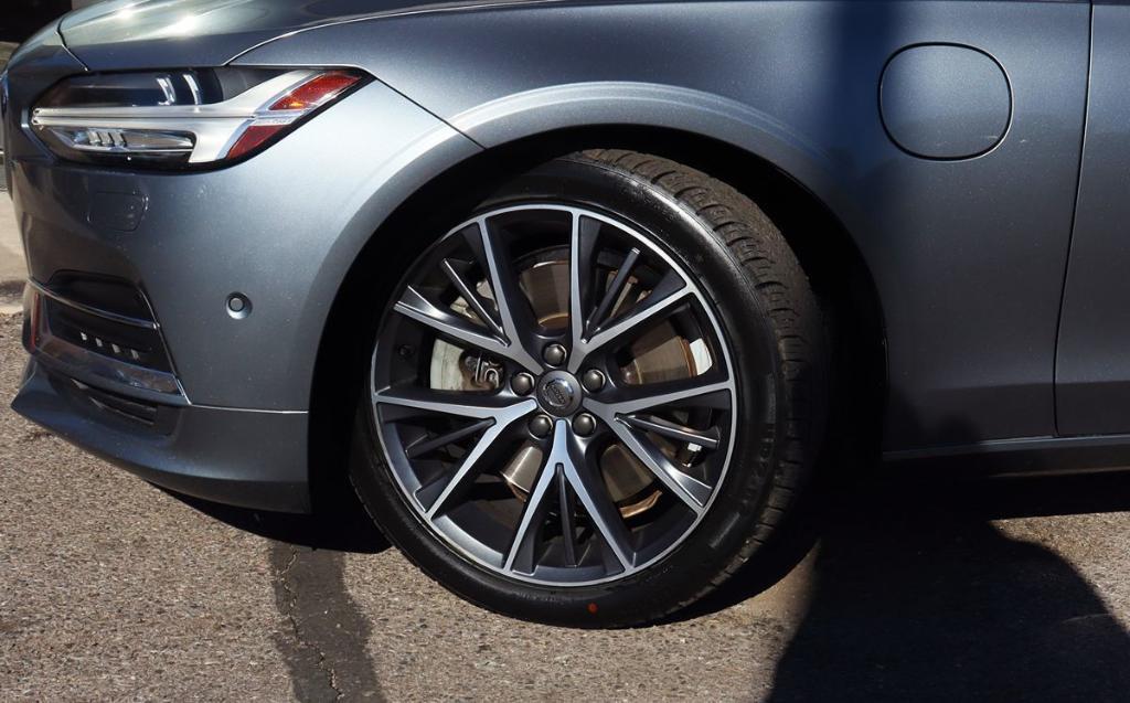 used 2018 Volvo S90 Recharge Plug-In Hybrid car, priced at $15,995