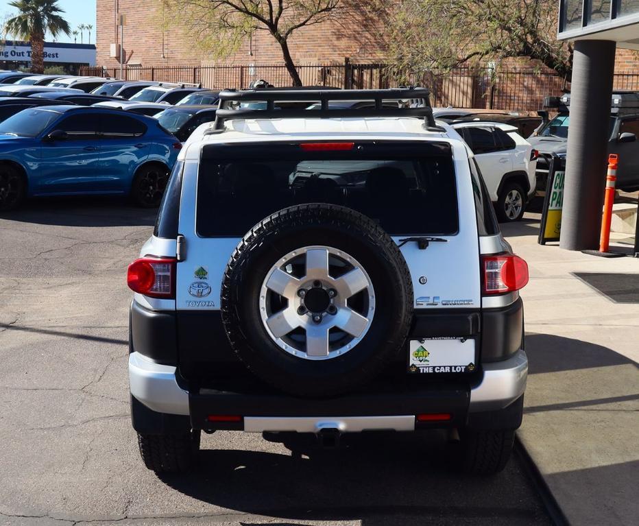 used 2007 Toyota FJ Cruiser car, priced at $14,995