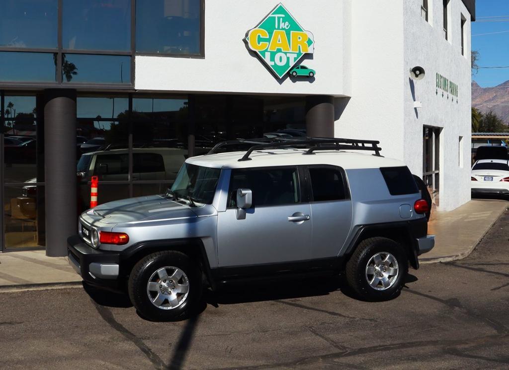 used 2007 Toyota FJ Cruiser car, priced at $14,995