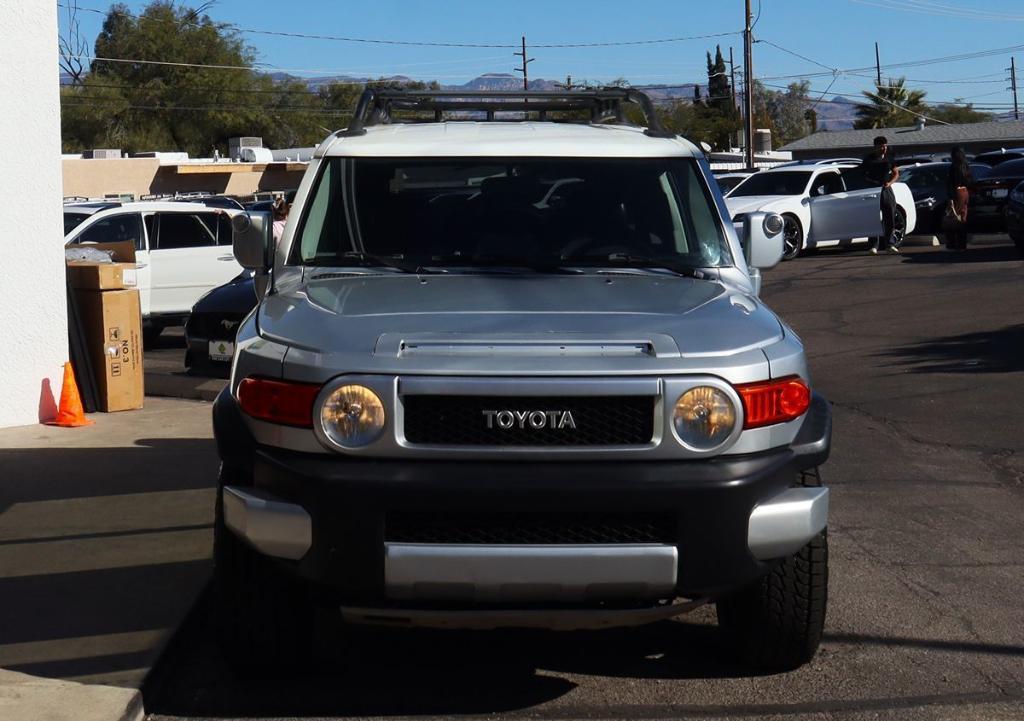 used 2007 Toyota FJ Cruiser car, priced at $14,995