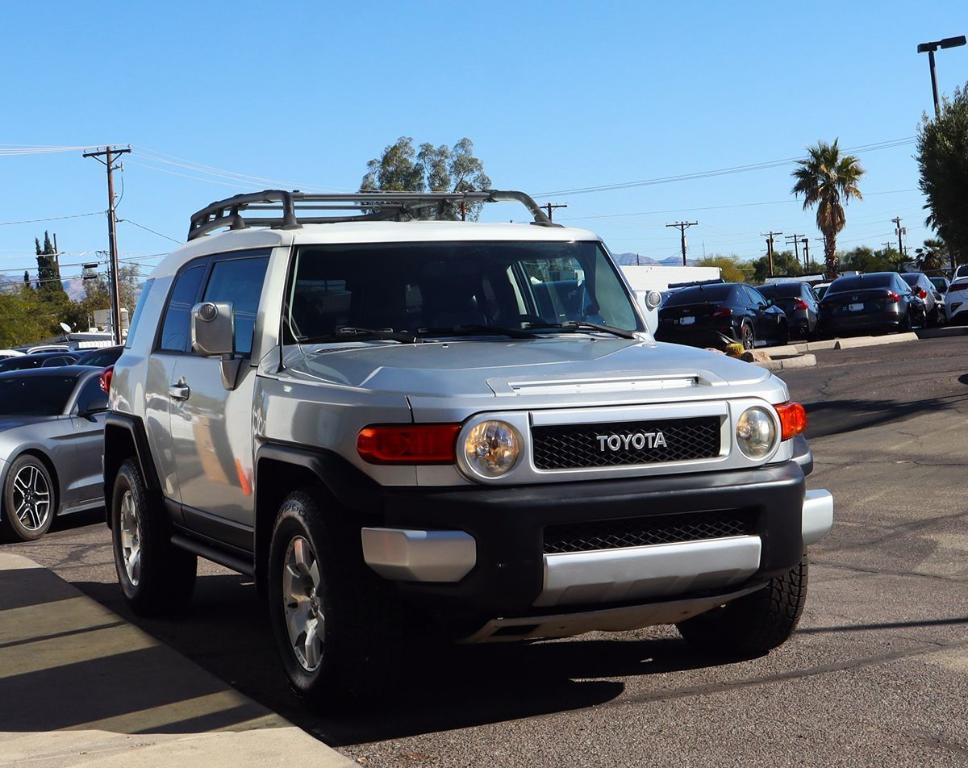 used 2007 Toyota FJ Cruiser car, priced at $14,995