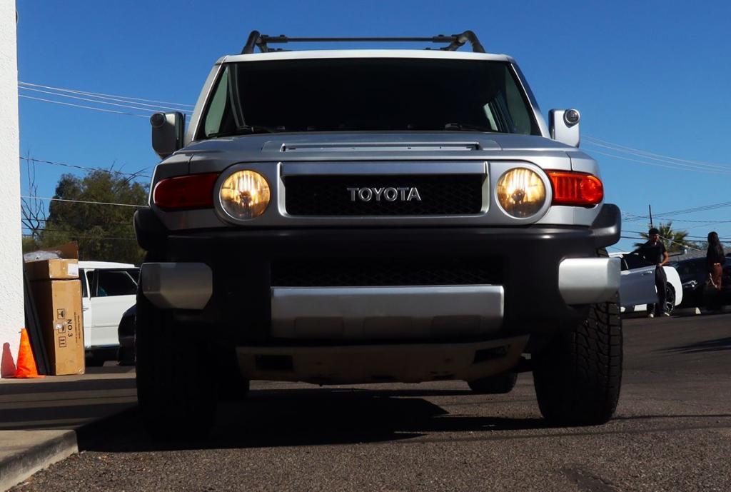 used 2007 Toyota FJ Cruiser car, priced at $14,995
