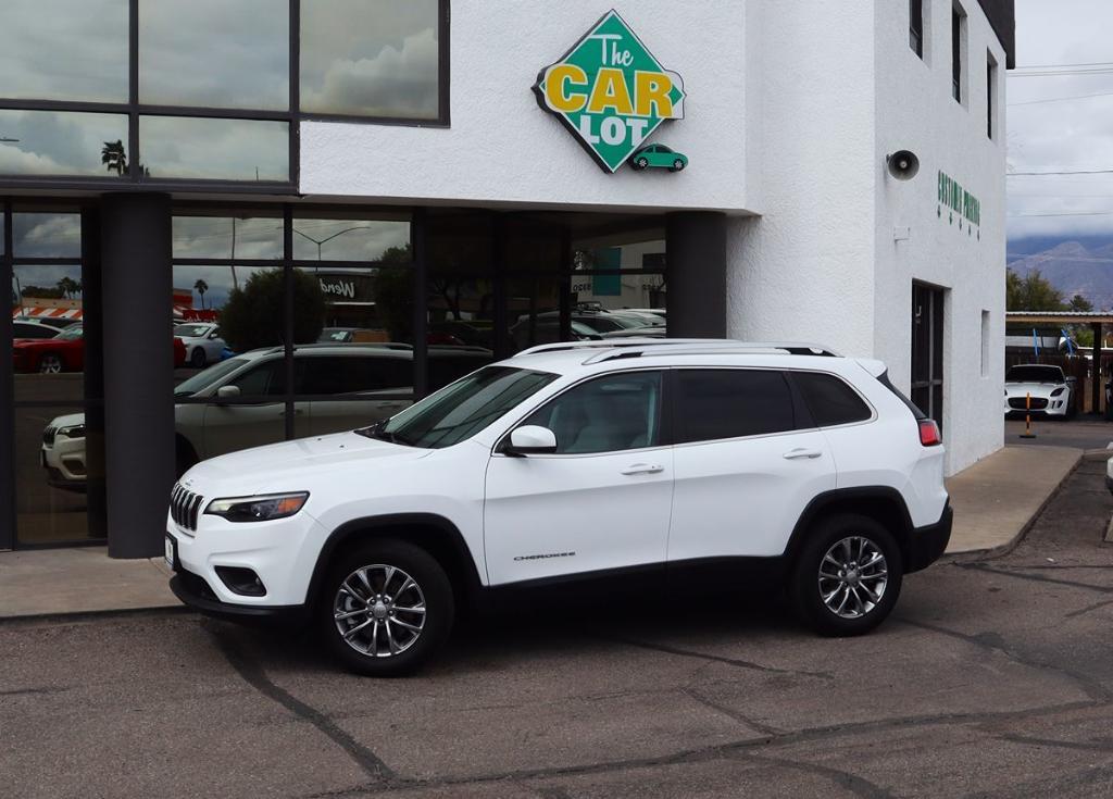 used 2021 Jeep Cherokee car, priced at $18,995