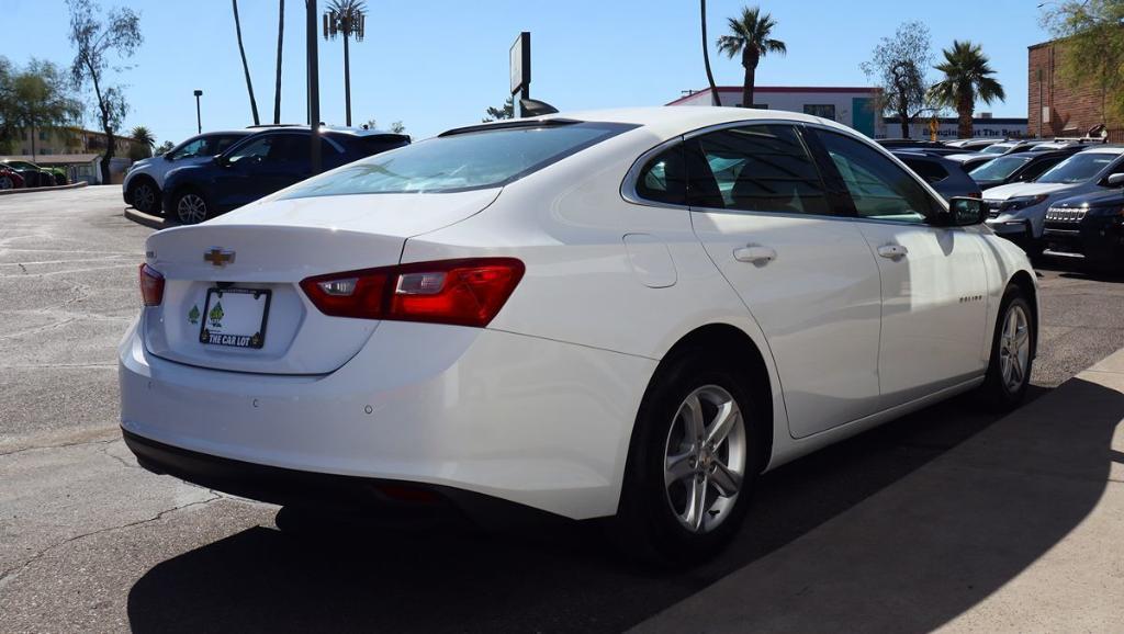 used 2024 Chevrolet Malibu car