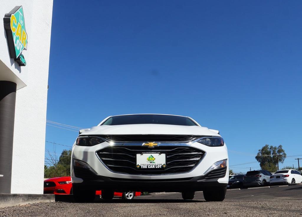 used 2024 Chevrolet Malibu car