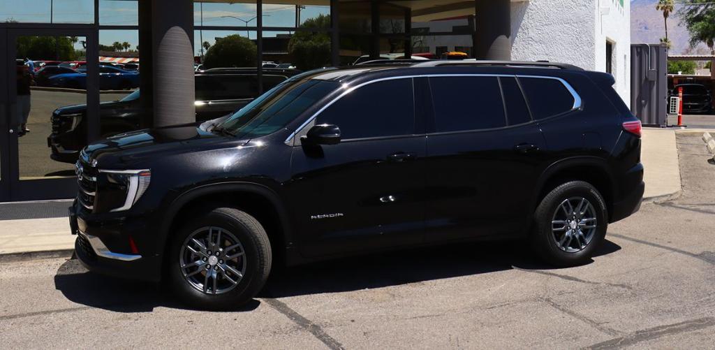 used 2025 GMC Acadia car, priced at $33,995