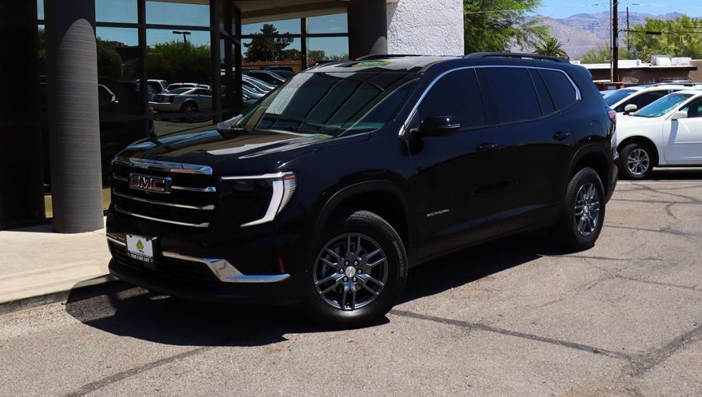 used 2025 GMC Acadia car, priced at $33,995